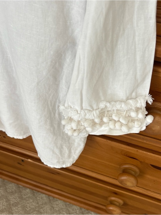 Chico’s White Linen Blend Embellished Kurta Tunic Top Pom Pom Trim Size 1 (M) - Picture 9 of 11